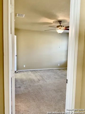 1422 Dove Bend San Antonio, TX 78245