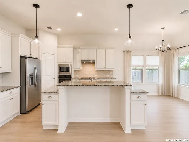 164 AUTUMN RDG Boerne, TX 78006
