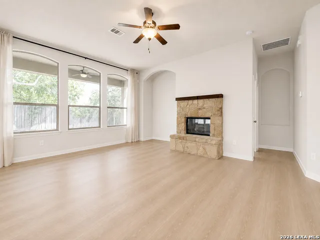 164 AUTUMN RDG Boerne, TX 78006