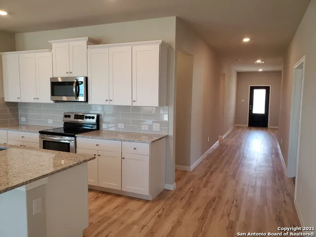 6120 TREADLE New Braunfels, TX 78132