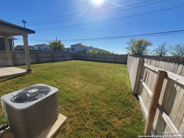 576 VALLEY GARDEN New Braunfels, TX 78130