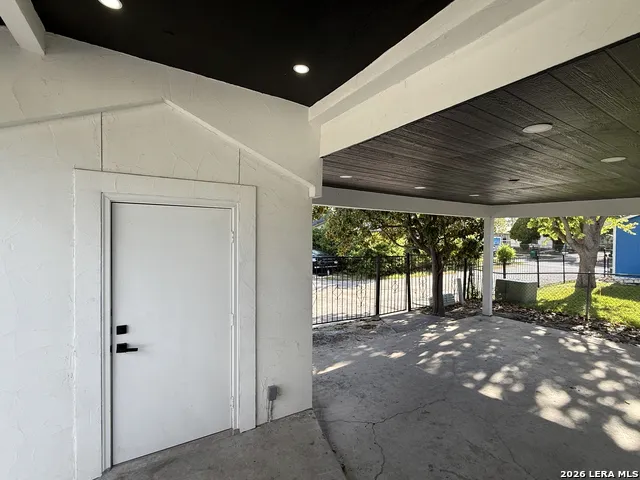 730 Groff San Antonio, TX 78228