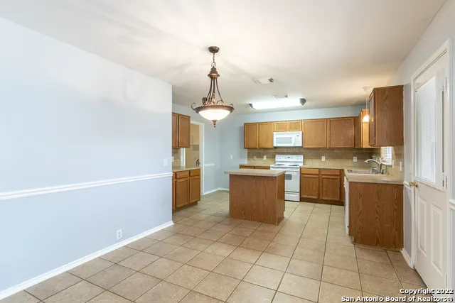 1604 ROLLING BROOK LN Schertz, TX 78154