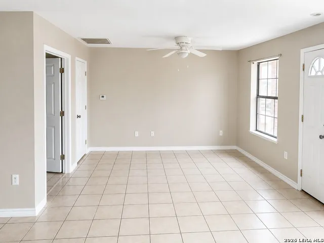 1111 Elia Santos Unit E Eagle Pass, TX 78852