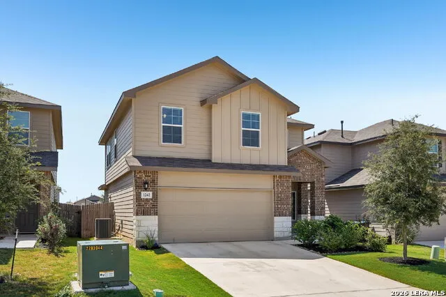 1242 Yellow Warbler San Antonio, TX 78253