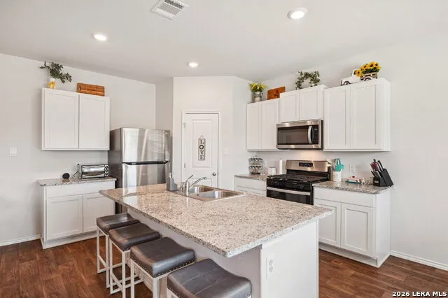 1242 Yellow Warbler San Antonio, TX 78253