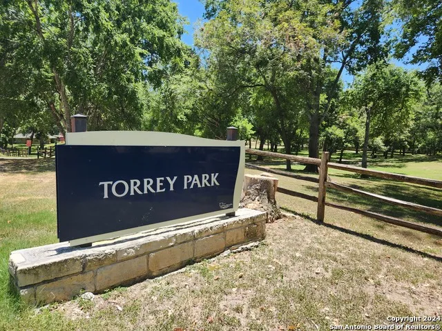 795 ALBERT ST New Braunfels, TX 78130