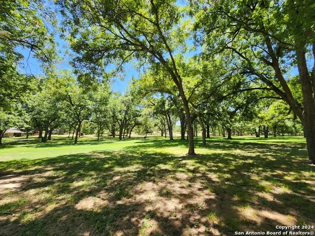 795 ALBERT ST New Braunfels, TX 78130