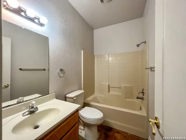 1080 RAINBOW DR Unit 3 Spring Branch, TX 78070