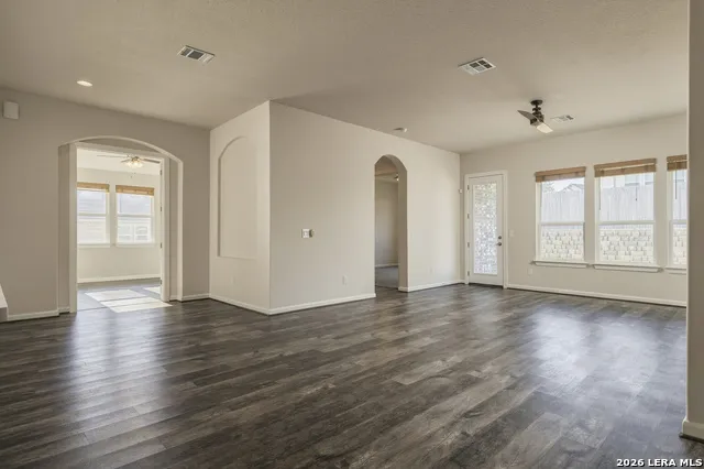 5334 Black Walnut Bulverde, TX 78163