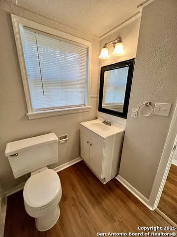 734 DONALDSON AVE Unit B San Antonio, TX 78201