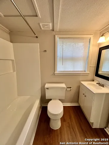 734 DONALDSON AVE Unit B San Antonio, TX 78201
