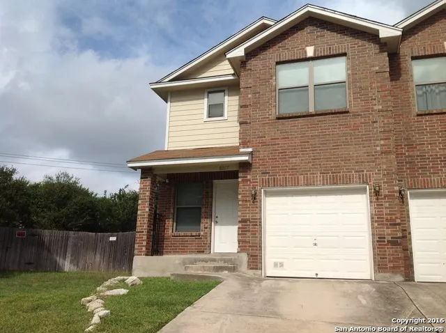 8017 Santa Catalina San Antonio, TX 78250