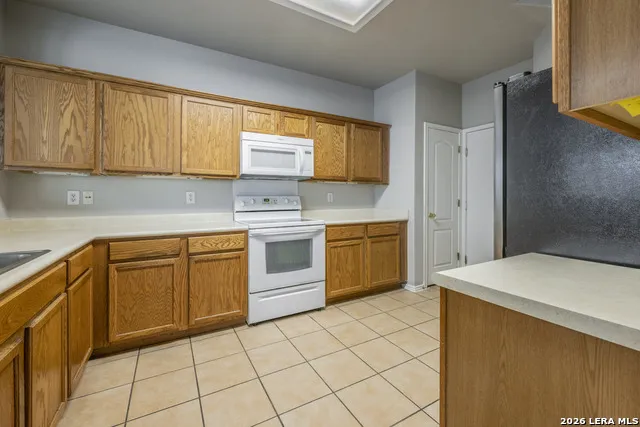 6729 BISCAY BAY San Antonio, TX 78249