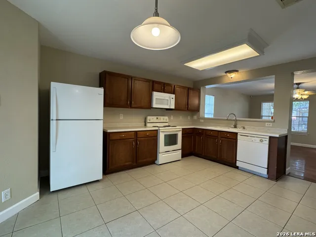 861 Barrel Pt San Antonio, TX 78251
