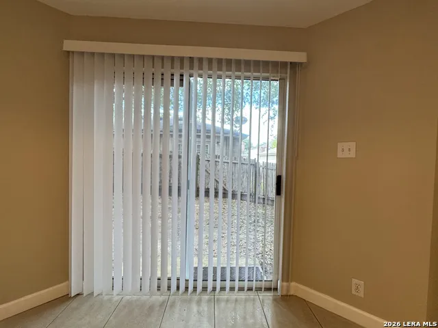 861 Barrel Pt San Antonio, TX 78251
