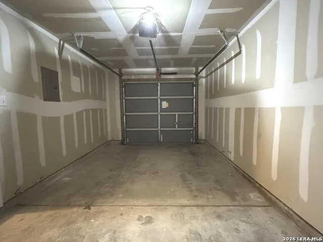 861 Barrel Pt San Antonio, TX 78251