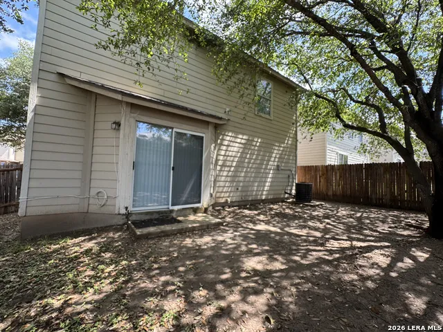 861 Barrel Pt San Antonio, TX 78251