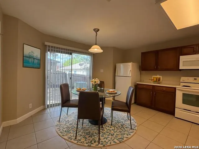 861 Barrel Pt San Antonio, TX 78251