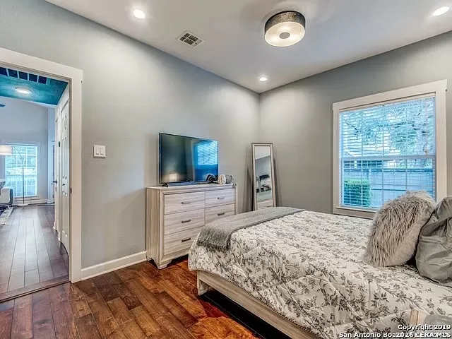 30 Chapel Hill San Antonio, TX 78240