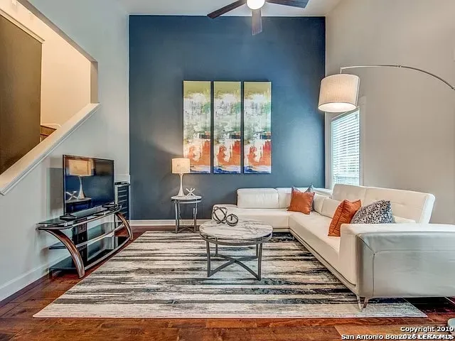 30 Chapel Hill San Antonio, TX 78240