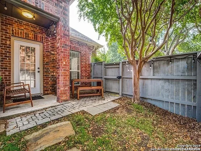 30 Chapel Hill San Antonio, TX 78240