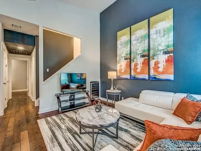 30 Chapel Hill San Antonio, TX 78240