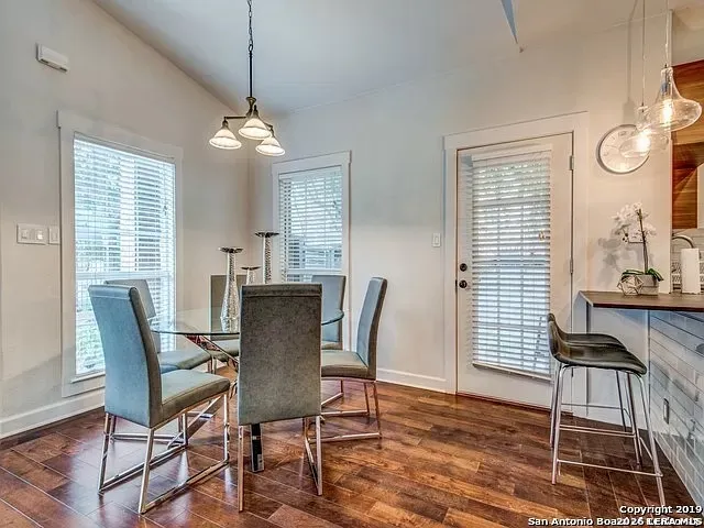 30 Chapel Hill San Antonio, TX 78240