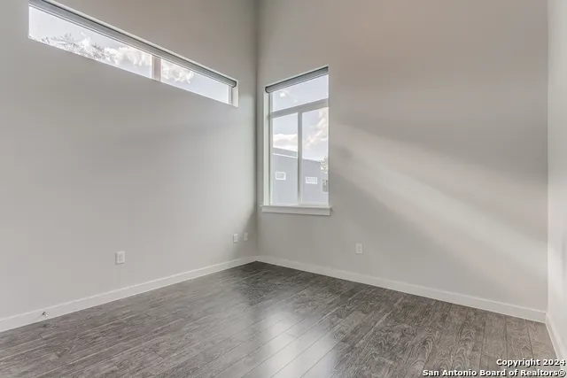 330 Clay Unit 24 San Antonio, TX 78204