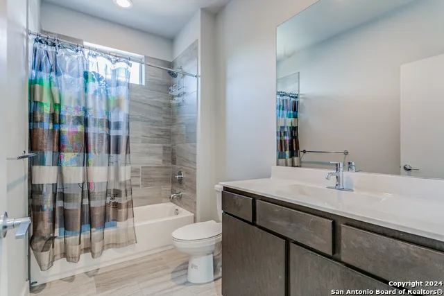 330 Clay Unit 24 San Antonio, TX 78204
