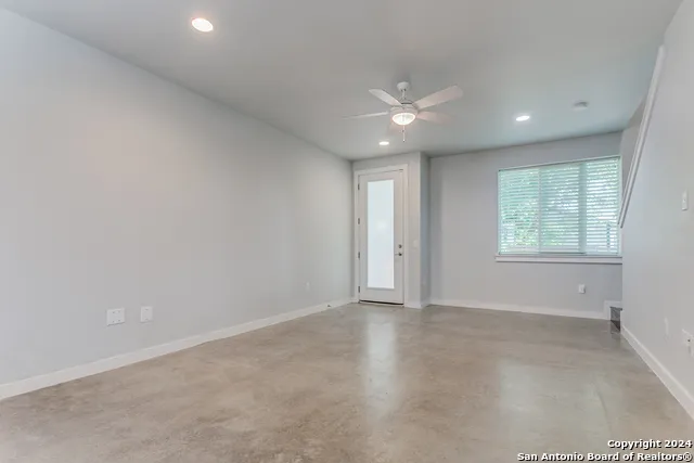 330 Clay Unit 24 San Antonio, TX 78204
