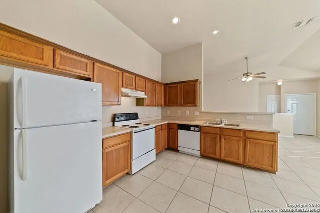 7379 Longing Trail Unit 1 San Antonio, TX 78244