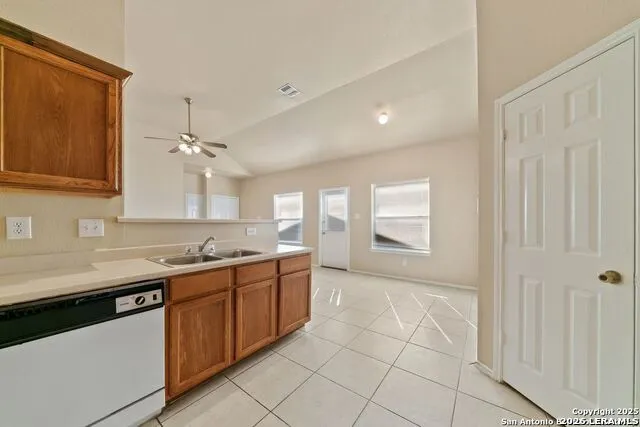 7379 Longing Trail Unit 1 San Antonio, TX 78244