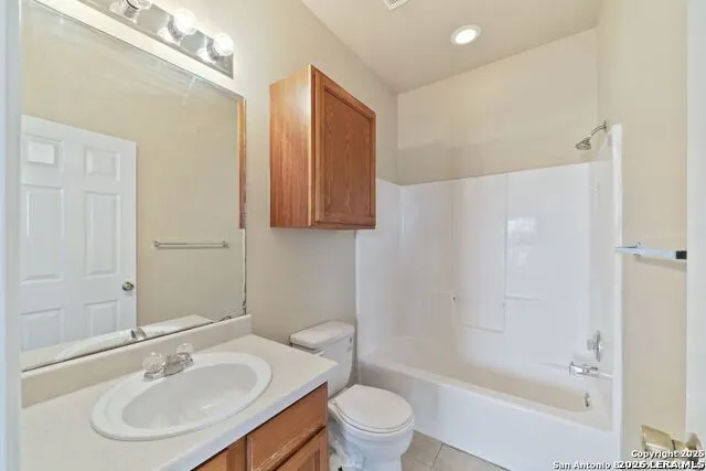 7379 Longing Trail Unit 1 San Antonio, TX 78244