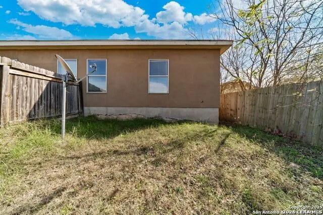 7379 Longing Trail Unit 1 San Antonio, TX 78244