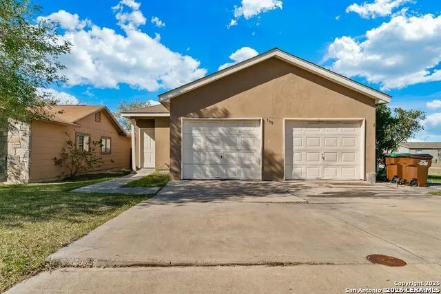 7379 Longing Trail Unit 1 San Antonio, TX 78244