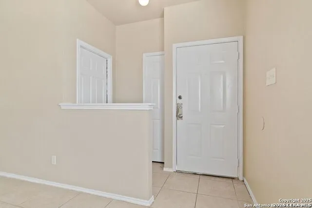 7379 Longing Trail Unit 1 San Antonio, TX 78244