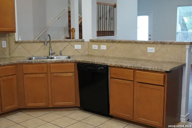 12315 Fleming Surf San Antonio, TX 78249