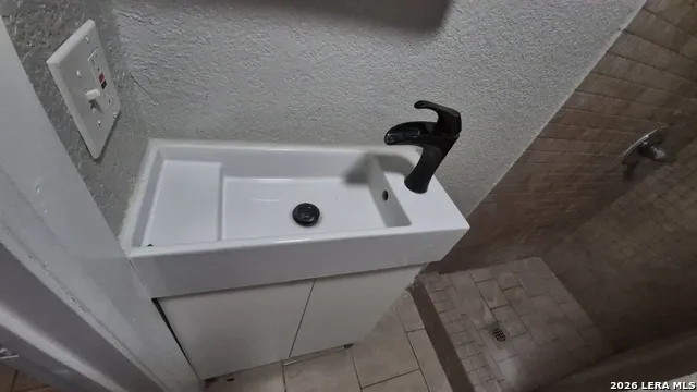 115 Caldwell St Unit 6 San Antonio, TX 78223