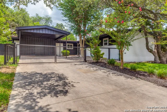 8730 Sagebrush Ln San Antonio, TX 78217
