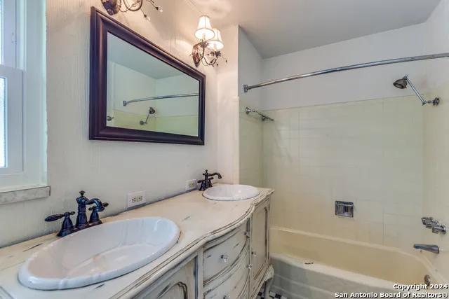 8730 Sagebrush Ln San Antonio, TX 78217