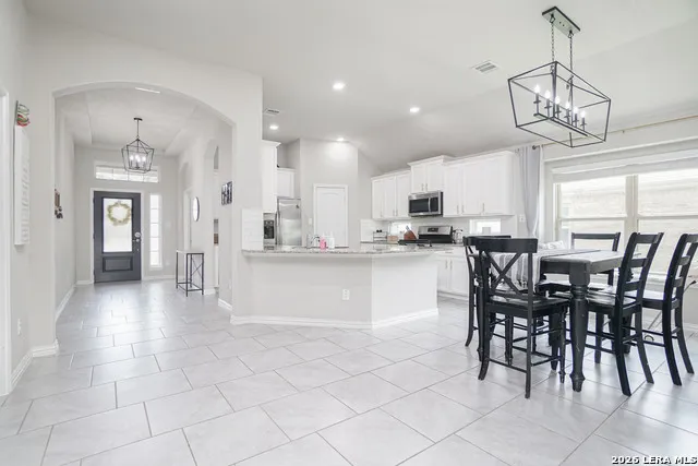 10309 Hoot Owl Schertz, TX 78154