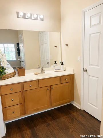 6160 Eckhert Unit 804 San Antonio, TX 78240