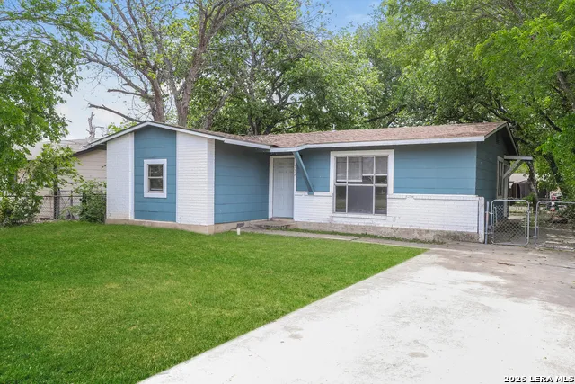 738 Sterling Drive San Antonio, TX 78220