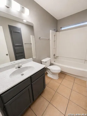 4704 Oakfield Way San Antonio, TX 78250