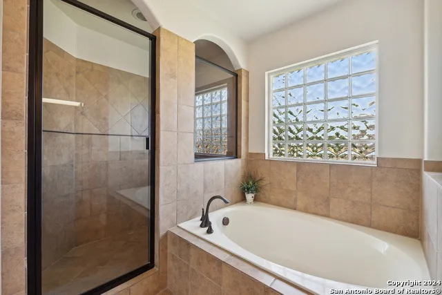 13401 RONAN Live Oak, TX 78233
