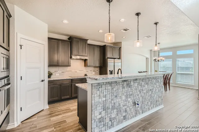 6946 COMANCHE COUGAR San Antonio, TX 78233