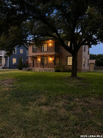 463 BRYN MAWR DR San Antonio, TX 78209