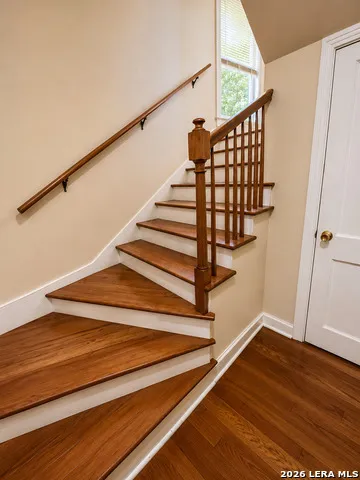 463 BRYN MAWR DR San Antonio, TX 78209