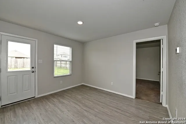 7927 DOVERS DEN San Antonio, TX 78253
